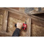 Milwaukee M12FQID-202X M12 FUEL™ Akku-Impulsschrauber – im Einsatz – Baustelle